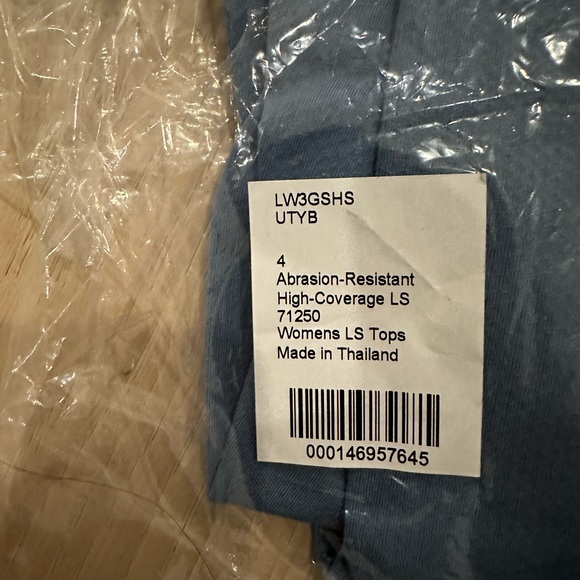 Lululemon Abrasion Resistant High Coverage Long Sleeve - Picture 4 of 6